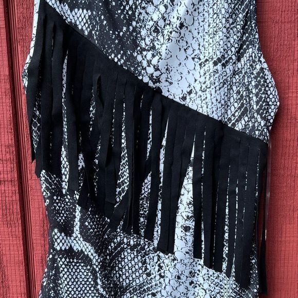 NWT Peach California Love Black Snake Print Fringe Bodysuit Medium - Picture 8 of 9